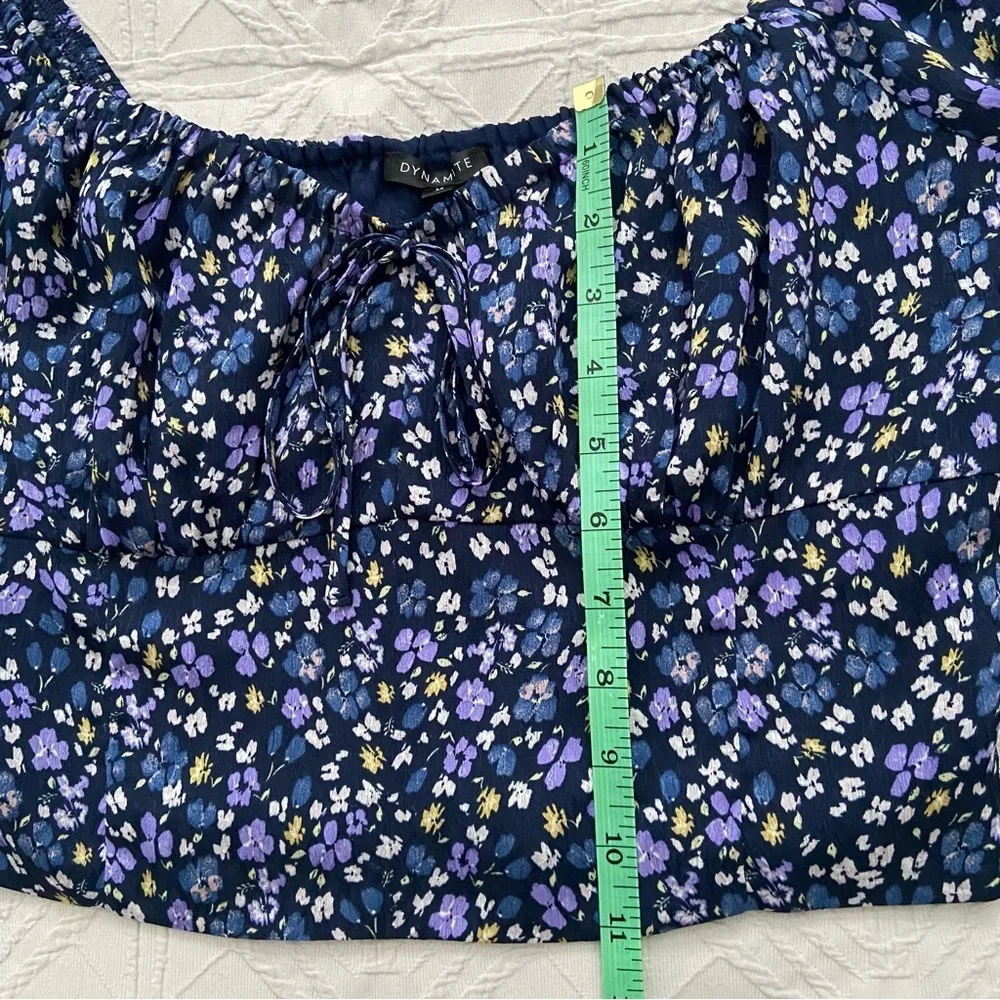 Dynamite Blue Floral Cropped Square Neck Blouse - Picture 11 of 12